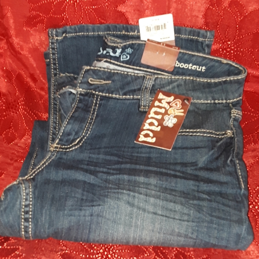 Boot cut MUDD women's 13 average new with tags